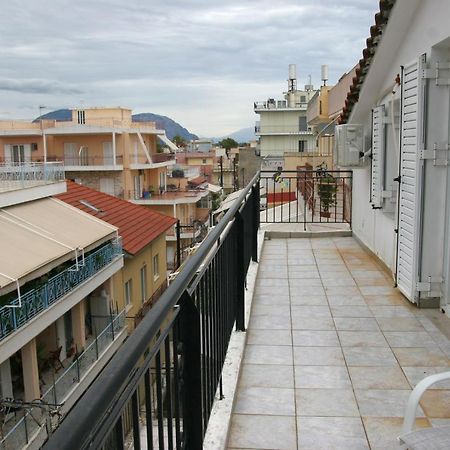 Apartament Ρήγας: Όμορφα Στο Μεσολόγγι. Δ2 Zewnętrze zdjęcie