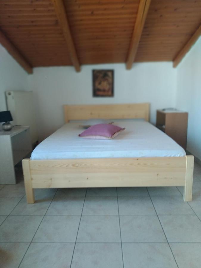 Apartament Ρήγας: Όμορφα Στο Μεσολόγγι. Δ2 Zewnętrze zdjęcie